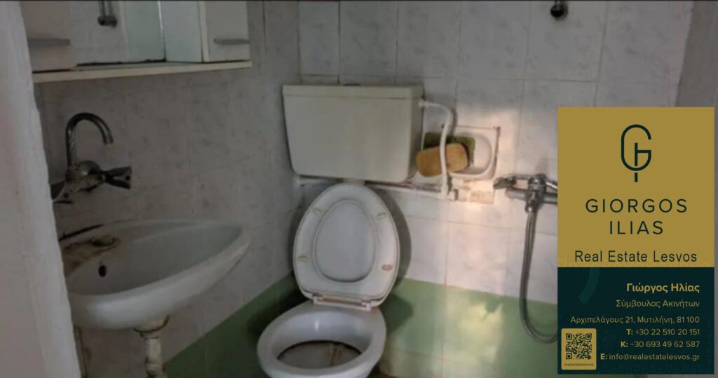 Πωλείται Οικόπεδο 160τ.μ. Μονοκατοικία 35τ.μ. Καμάρες Μυτιλήνης (4132)