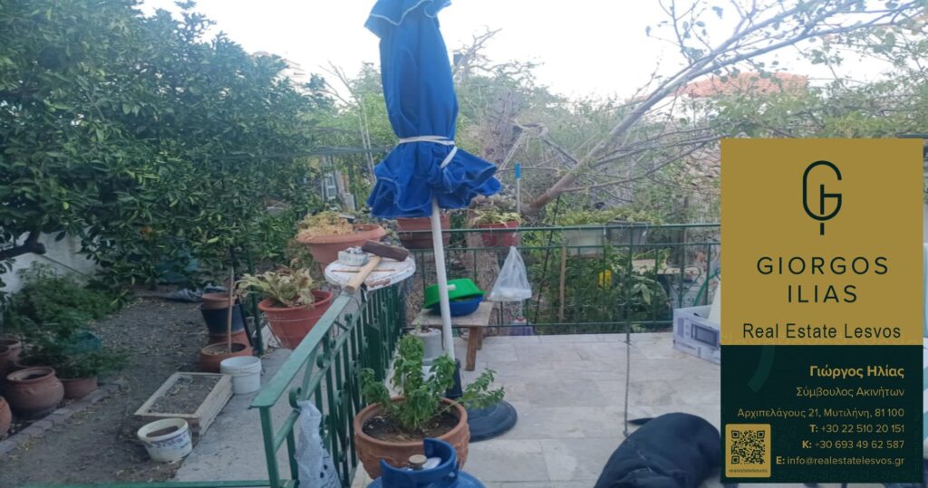Πωλείται Τριώροφη Μονοκατοικία 220τ.μ. Καμάρες Μυτιλήνης (4348)